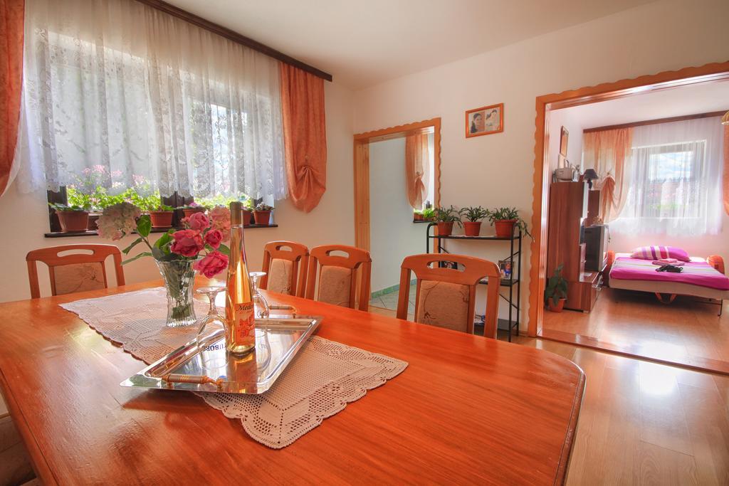 Apartman Josipa Dreznik Grad Exterior photo